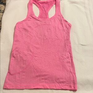 size 6 swiftly tech lululemon tank top